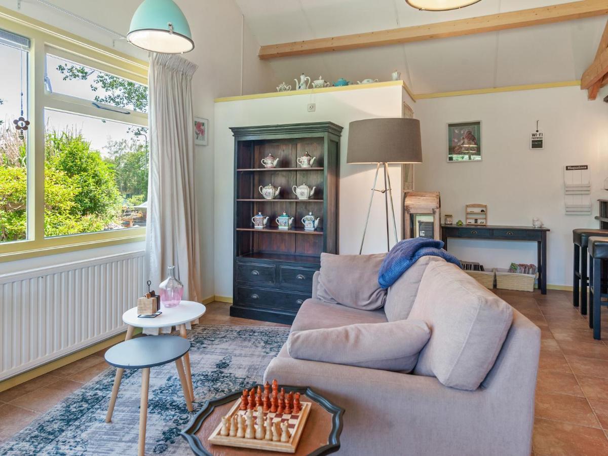 Enticing Holiday Home In Eastermar Near Burgumer Mar Lake Hoogzand Eksteriør billede