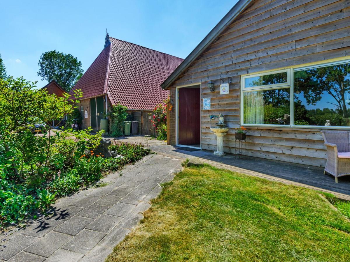 Enticing Holiday Home In Eastermar Near Burgumer Mar Lake Hoogzand Eksteriør billede