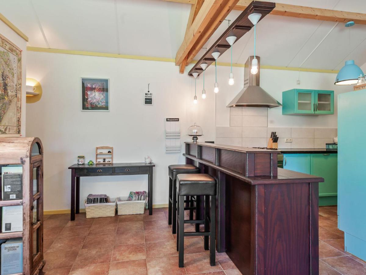 Enticing Holiday Home In Eastermar Near Burgumer Mar Lake Hoogzand Eksteriør billede